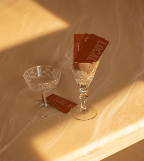 Vin d'importation privé offert lors de vos rendez-vous.